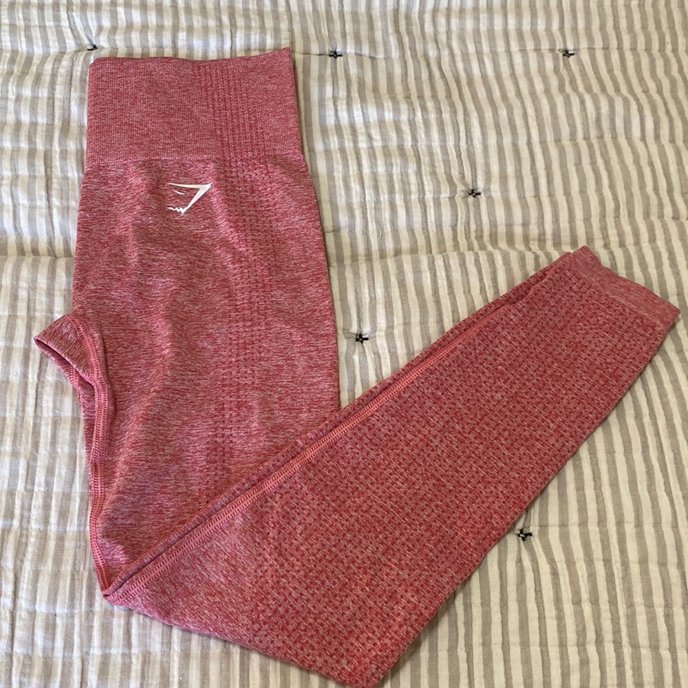 Gymshark vital legging, size small, pink.